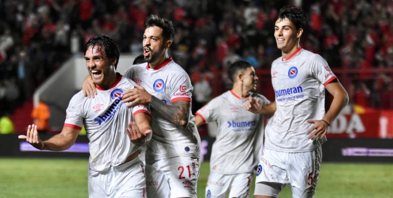 Cómo quedaron las tablas de posiciones y descenso de la Liga Profesional tras los partidos del jueves