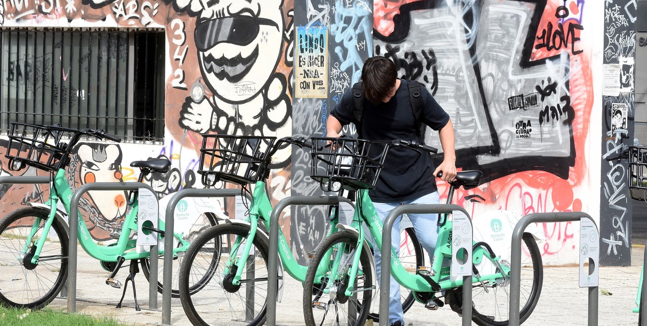 Bicis públicas: hubo 13 mil viajes en un mes y el balance es "superador"