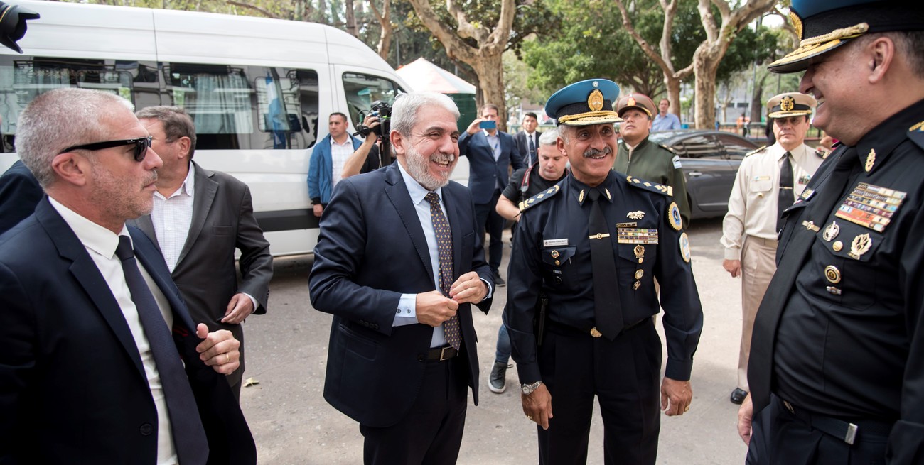 Rosario: Aníbal Fernández inauguró la nueva División Antidrogas de la Policía Federal