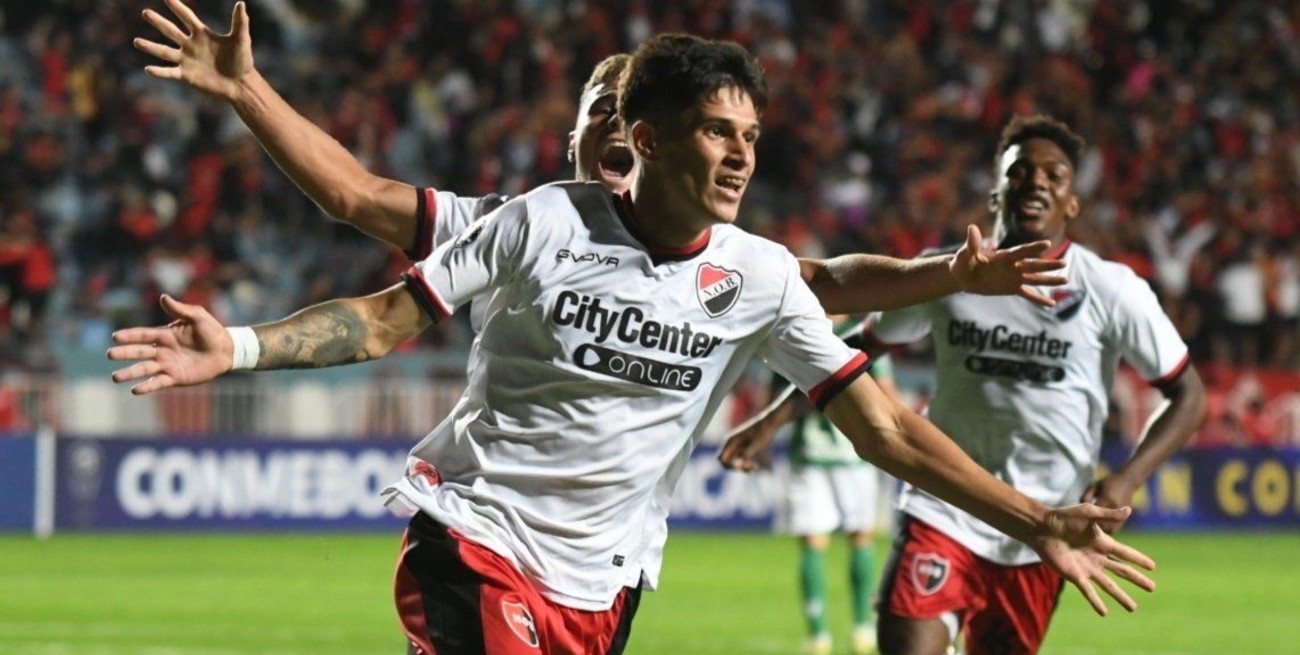 Agónico triunfo de Newell's ante Audax Italiano en su debut por Copa Sudamericana