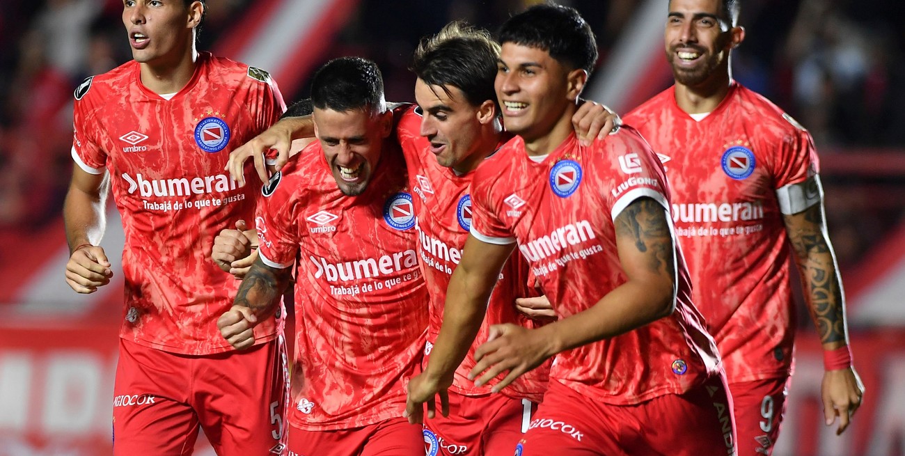 Argentinos le ganó con lo justo a Independiente del Valle