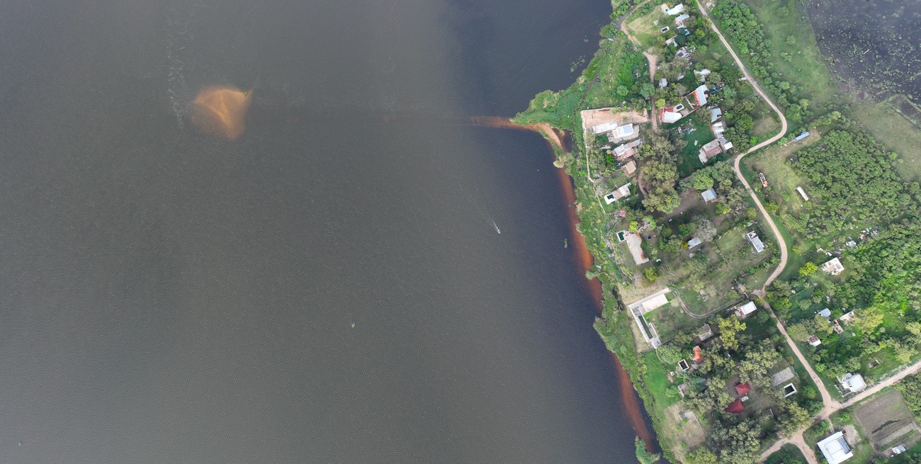 Gasoducto Gran Santa Fe: la laguna Setúbal se "comió" el terraplén