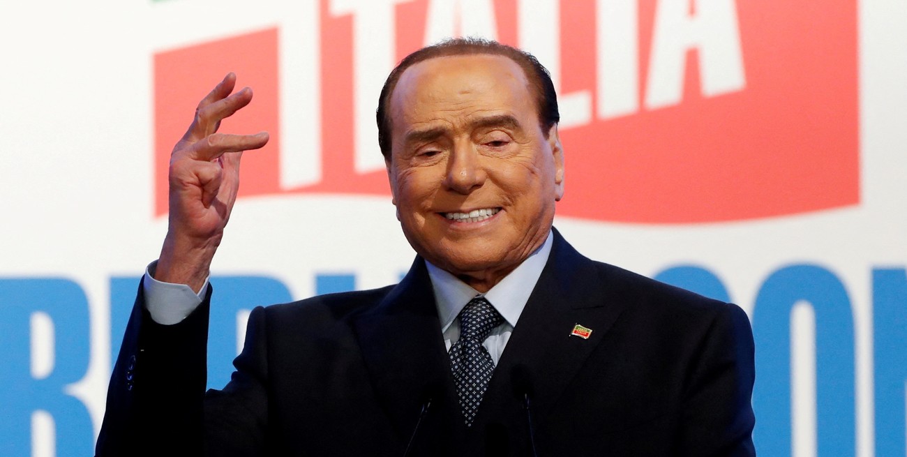 Internaron a Silvio Berlusconi en Italia por problemas cardiovasculares