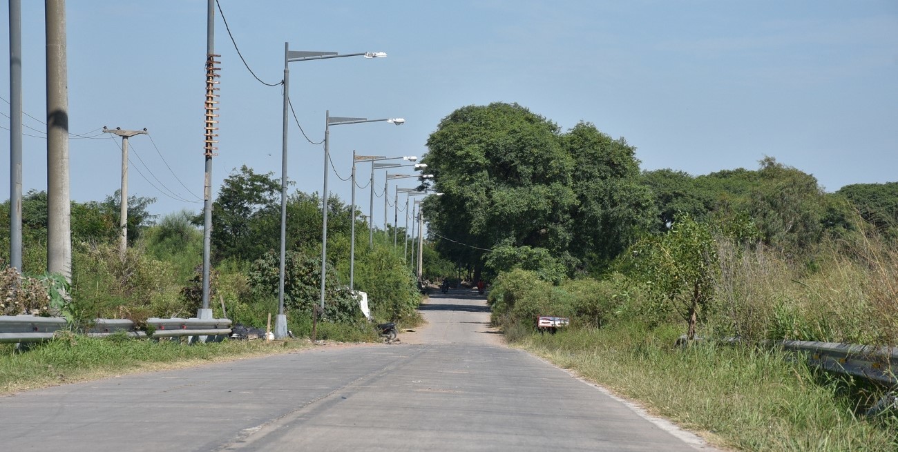Barrio La Nueva Tablada: madre e hijo presos por amenazas con cadenas, armas y nafta