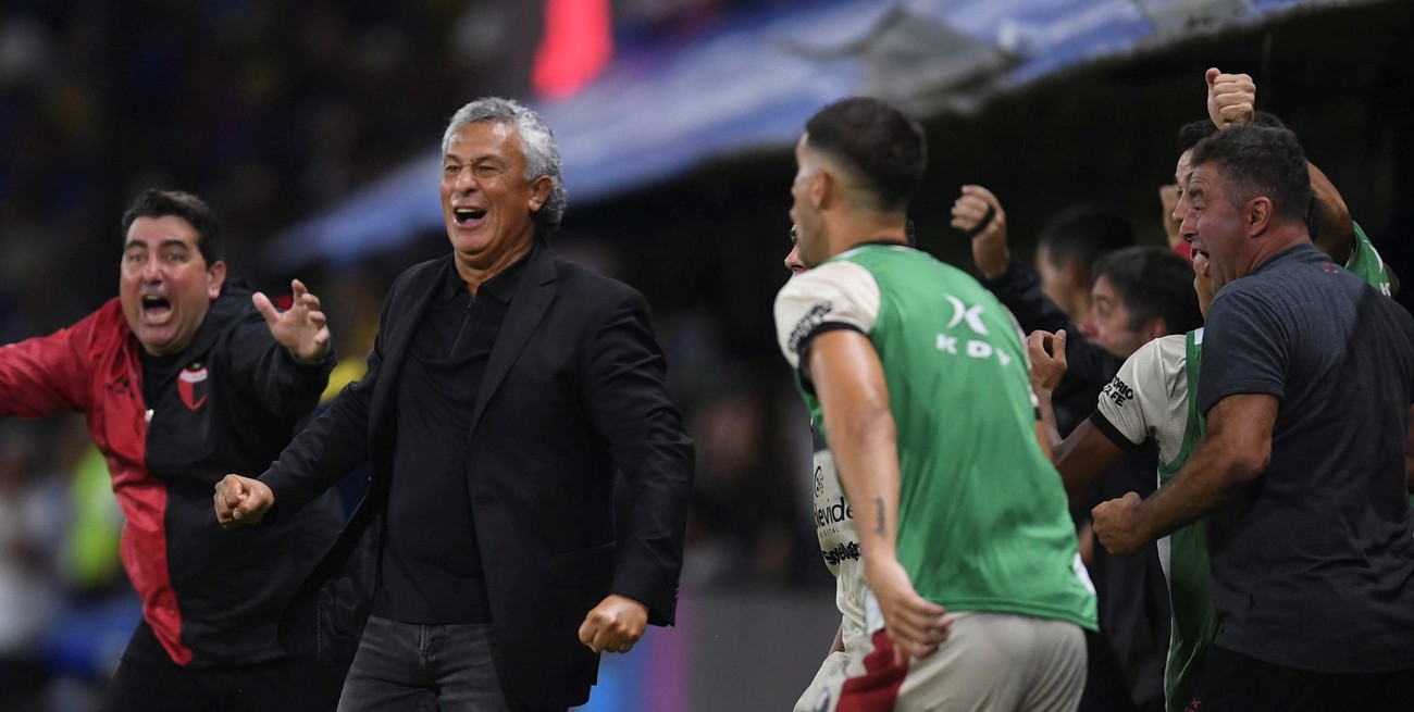 Colón logró su primera victoria ante Boca: "Ábila1" y "Teuten91", las claves de Pipo para desbloquear el triunfo