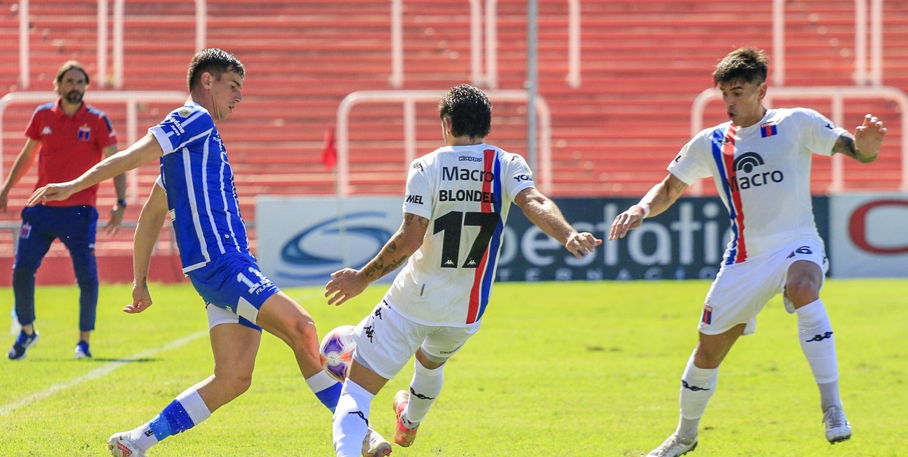 Godoy Cruz y Tigre igualaron en Mendoza