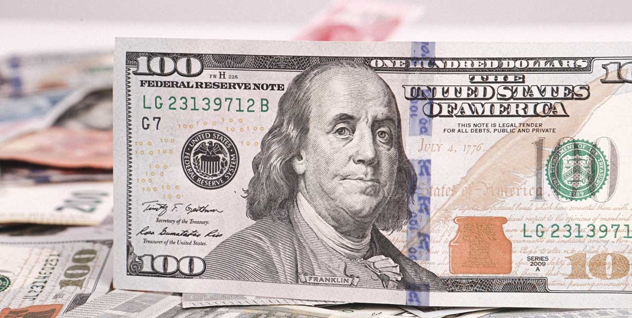 Recupera terreno el dólar "blue": a cuanto se vende este martes