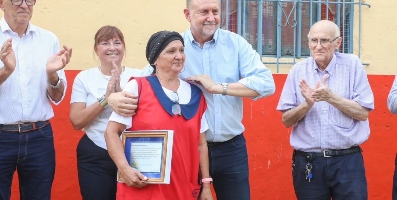 Perotti inauguró dos extensiones áulicas para mujeres en Santa Fe