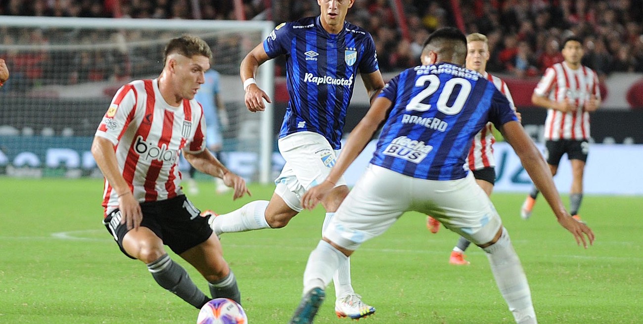 Estudiantes y Atlético Tucumán empataron sin goles en un flojo partido en La Plata