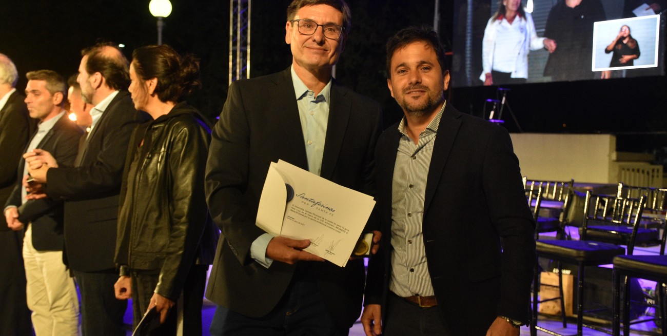 El Litoral fue reconocido en el marco de los 150 años del Concejo Municipal