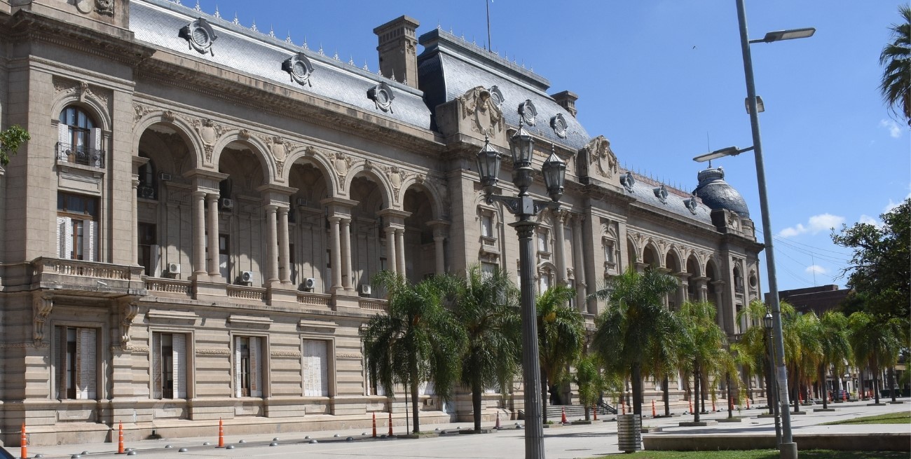 Ventaja para Juntos por el Cambio y Maximiliano Pullaro en Santa Fe