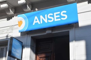 Pagos a jubilados, pensionados y titulares de otras prestaciones Crédito: Flavio Raina