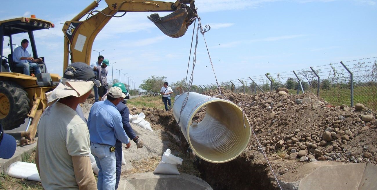 Provincia adjudicó la obra del Acueducto Tostado - Villa Minetti