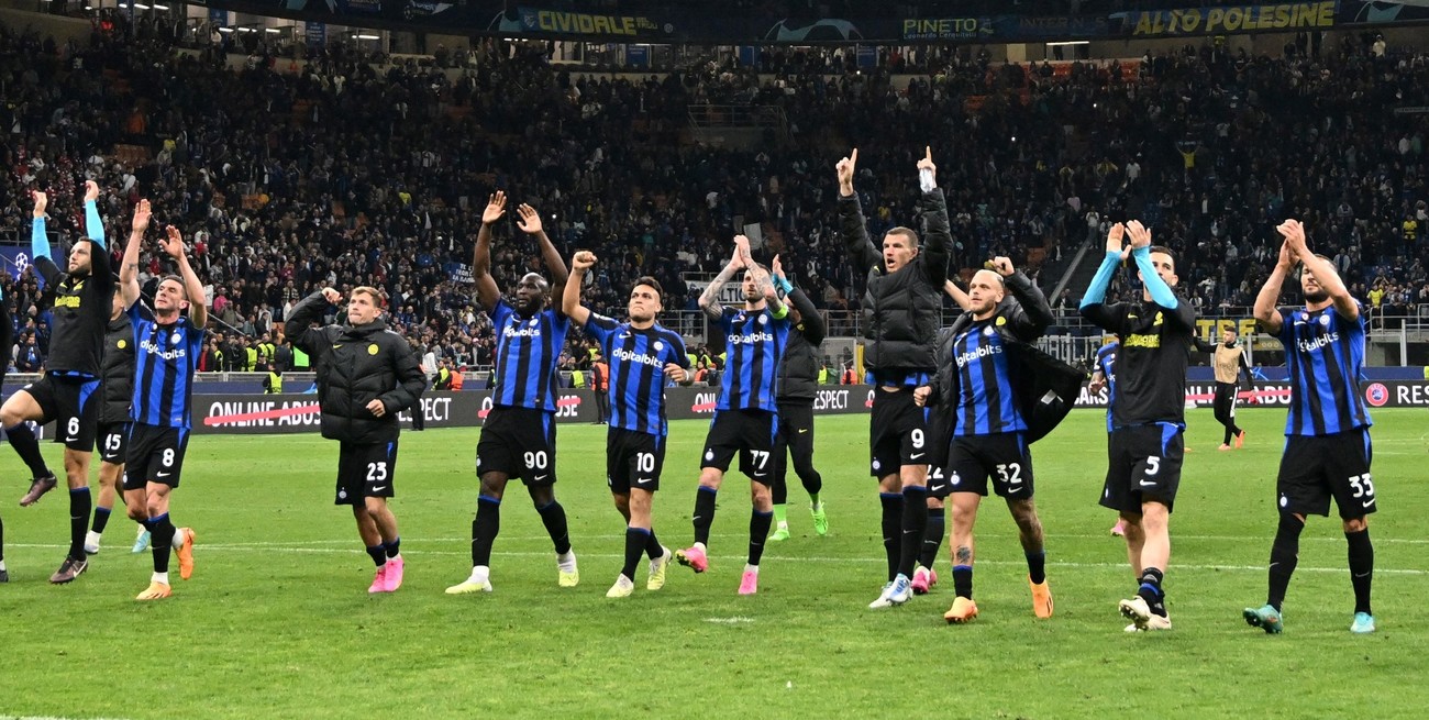 Con goles argentinos, Inter empató 3 a 3 con Benfica y está en semifinales de Champions League