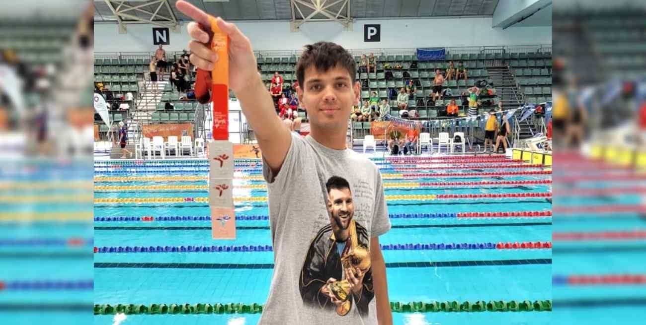 Julián Gómez, el nadador trasplantado que pedía fondos para competir, consiguió tres podios en el Mundial de Australia 