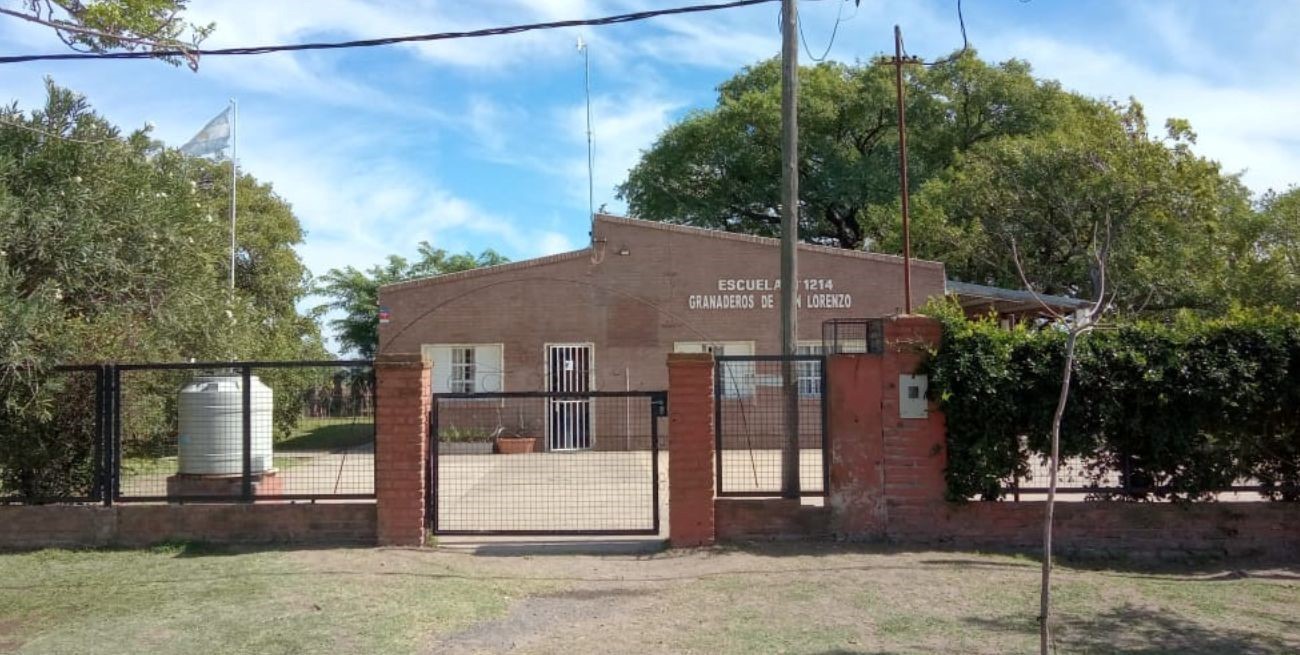Escuelas de Coronda temen por la integridad de sus alumnos al estar ubicadas al costado de la
Ruta 11