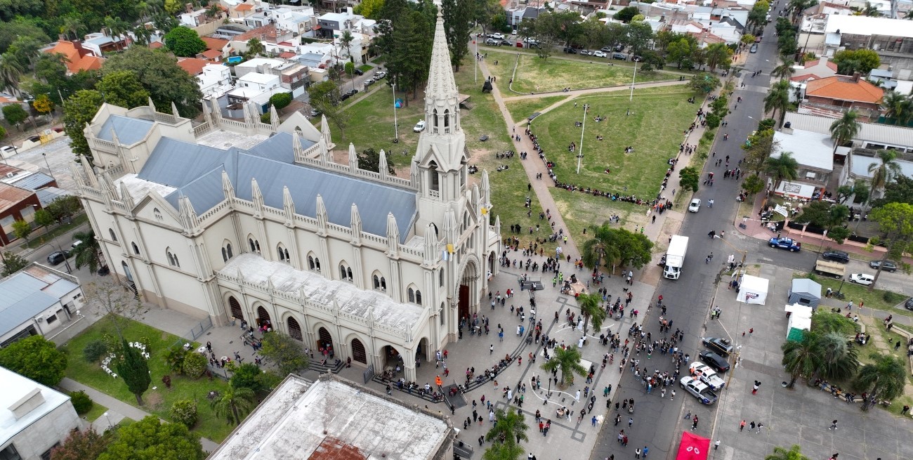 Video: volvieron a funcionar las duchas solidarias de la Basílica de Guadalupe