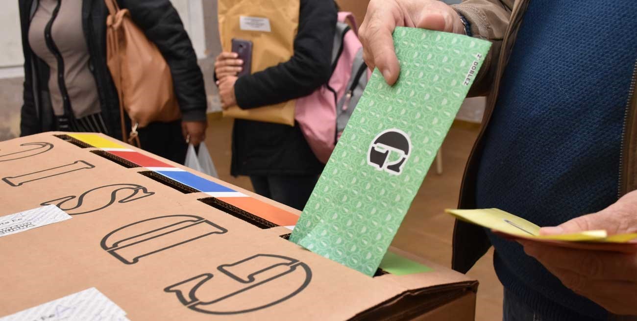 Sábado de congresos partidarios para  definir el esquema de frentes en Santa Fe