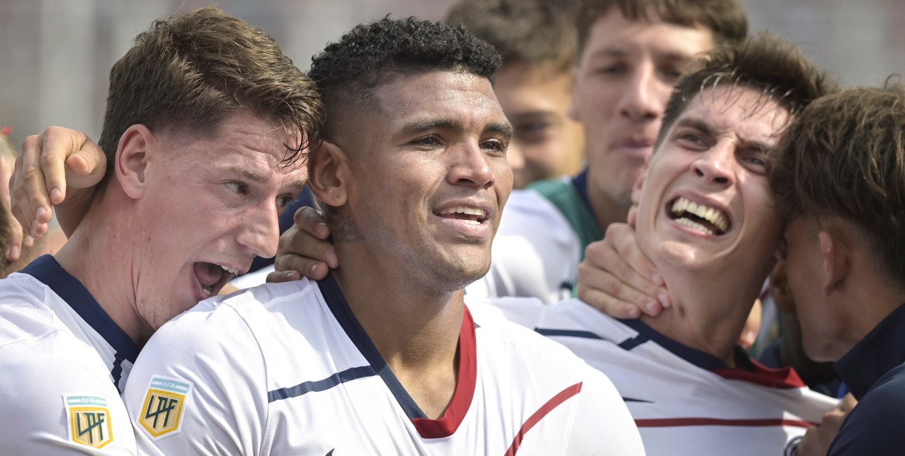 San Lorenzo se lo ganó en la última a Platense y se afirmó como escolta de River