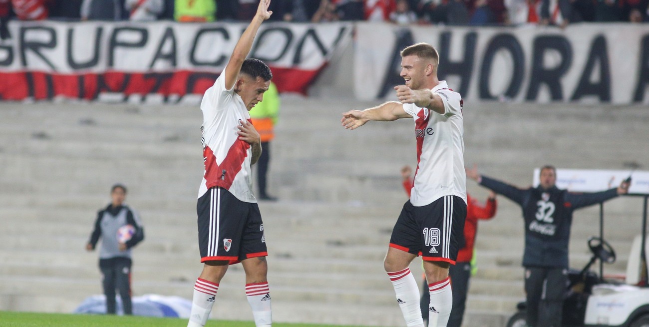 River derrotó a Independiente y se afianza como líder