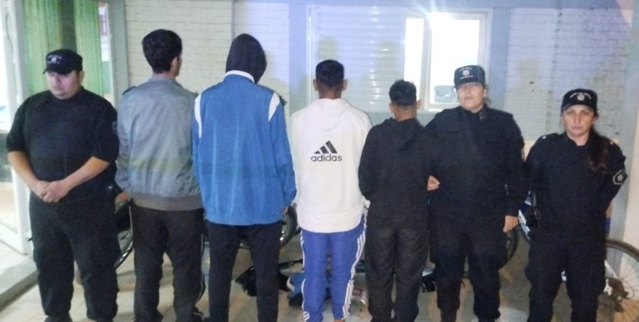 Santo Tomé: cuatro detenidos por robo y tenencia ilegal de arma de fuego