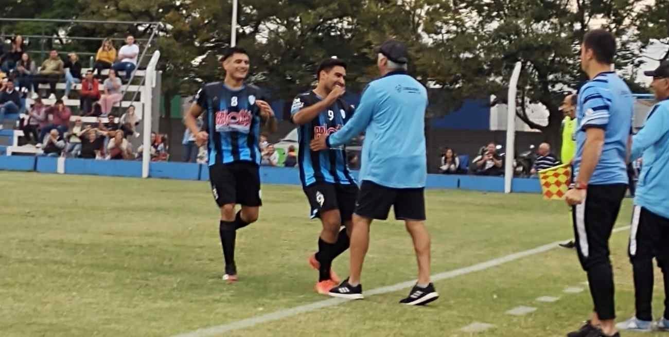 Un puntero, dos escoltas y récord de goles en la Liga San Martín