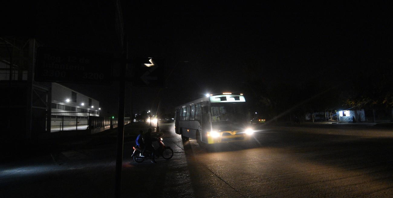 El municipio de Santa Fe advierte que la falta de luz en zona norte es por el robo de cables