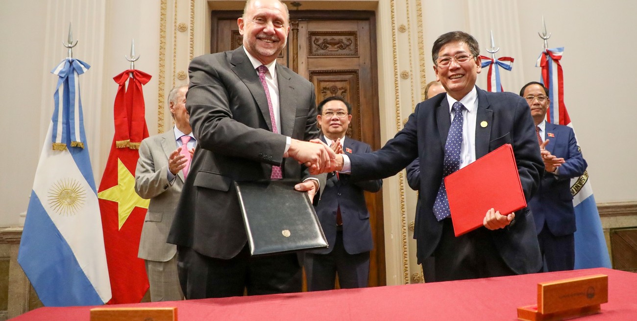 Se creó una cámara de comercio para nuclear la Región Centro con Vietnam