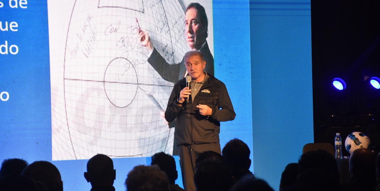 Por estas horas Santa Fe es "la capital del fútbol"