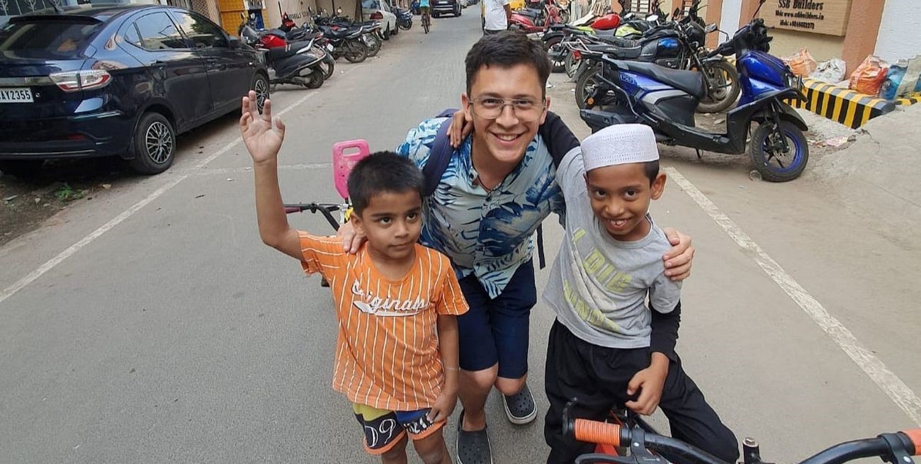 Egresado en Diseño Industrial de la UCSF misiona en India