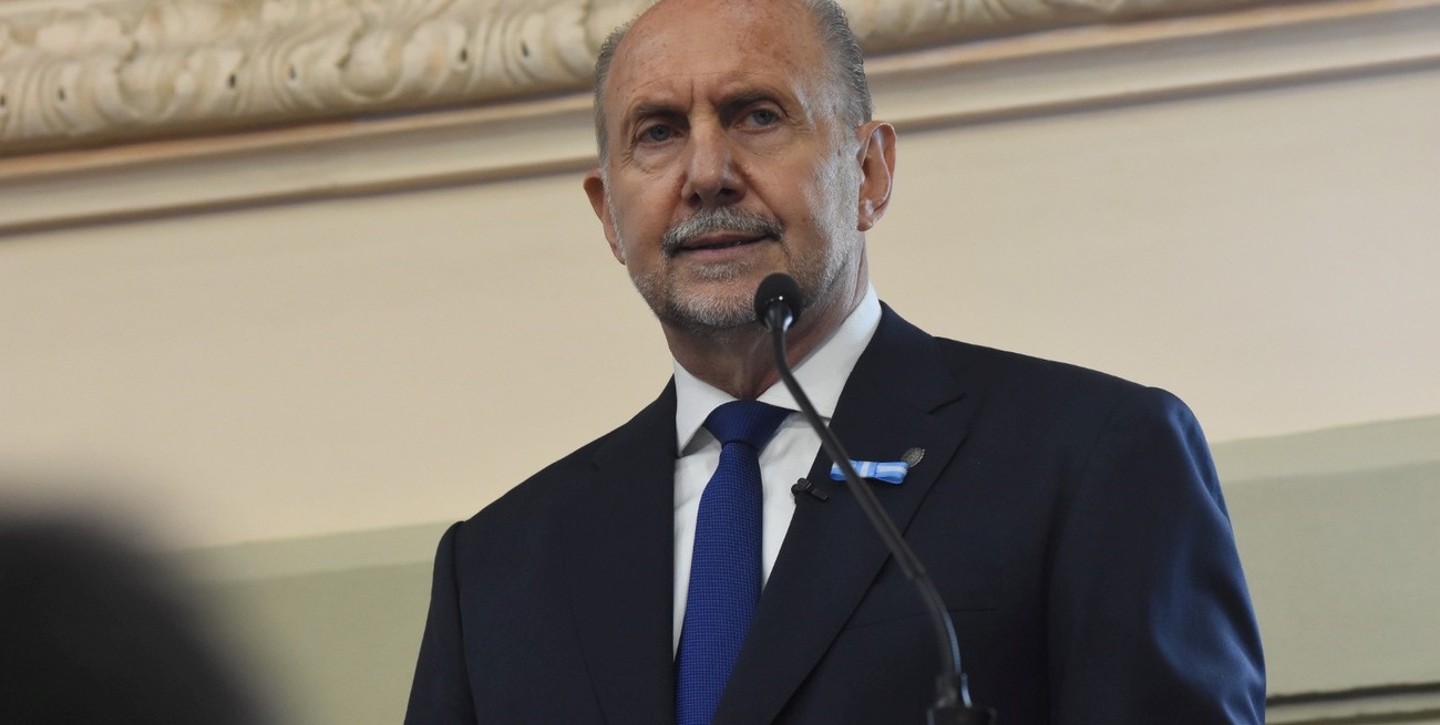 Perotti abrió el período de sesiones en Santa Fe: "Gobernaré hasta el último día con orgullo y trabajo"