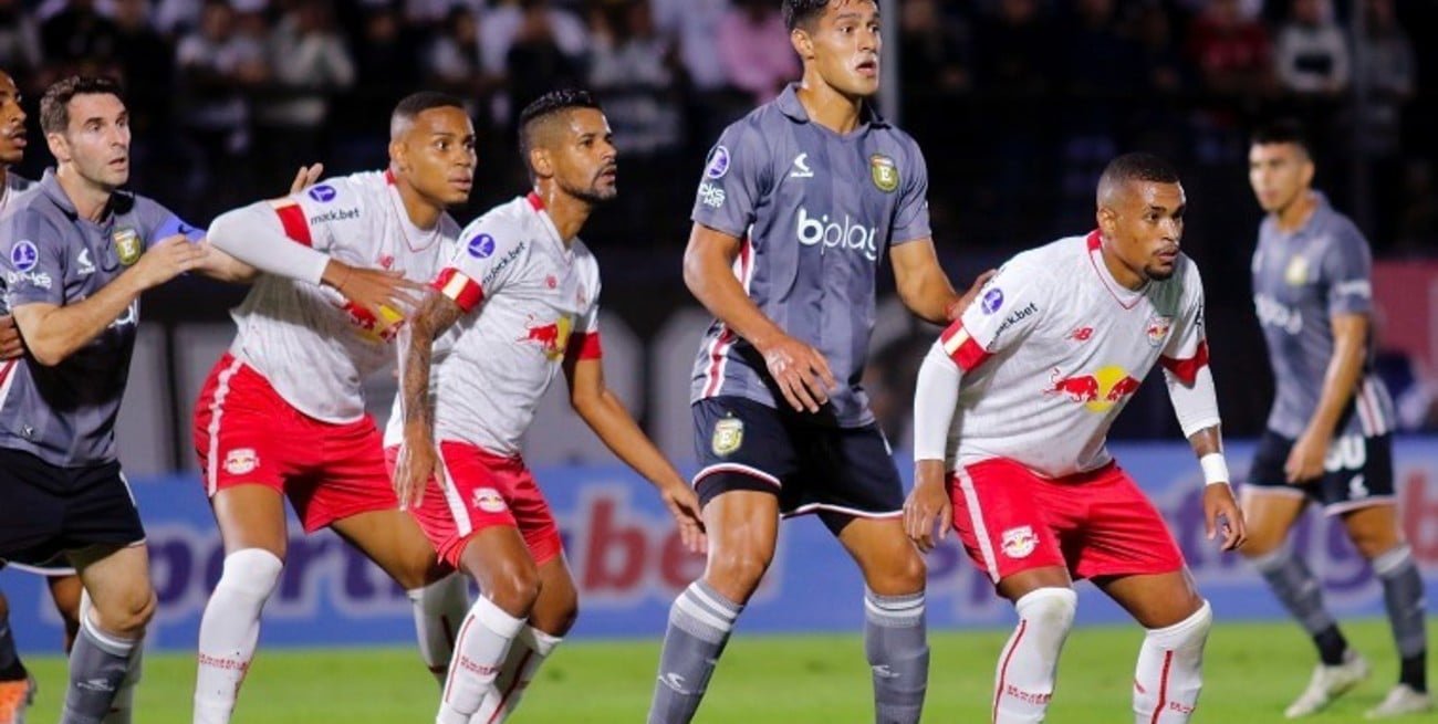 Estudiantes empató con Bragantino en Brasil