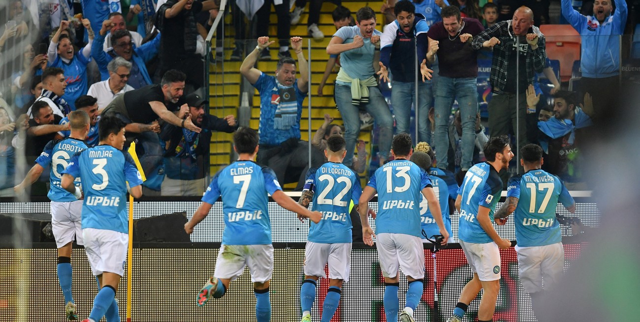 Napoli empató ante Udinese y se consagró campeón de la Serie A después de 33 años