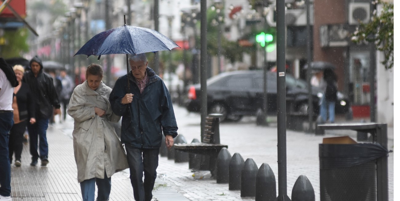 Viernes con alerta amarillo por lluvia y tormenta en la ciudad de Santa Fe