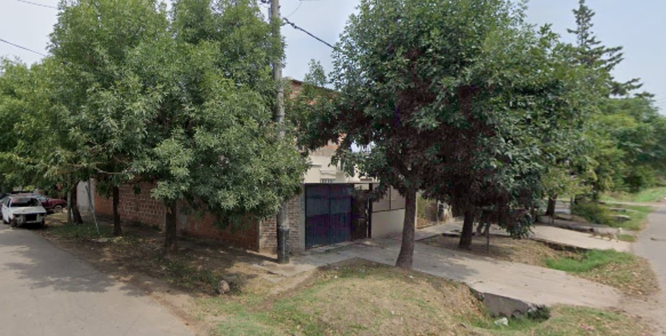 Rosario: asesinan a un hombre en la puerta de su casa