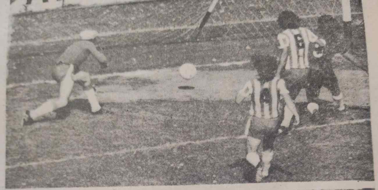 La historia entre Colón e Instituto: el día en que un tal Abbate eclipsó al Matador Kempes