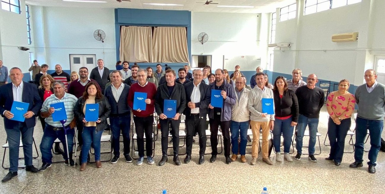 Firman convenios por más de 23 millones de pesos con instituciones del departamento Castellanos