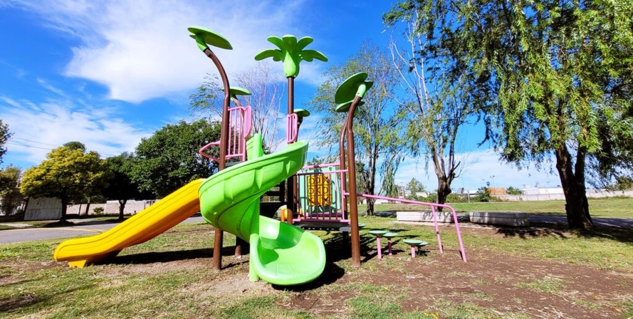Instalaron nuevos juegos y equipos de gimnasia en diferentes plazas de San Lorenzo