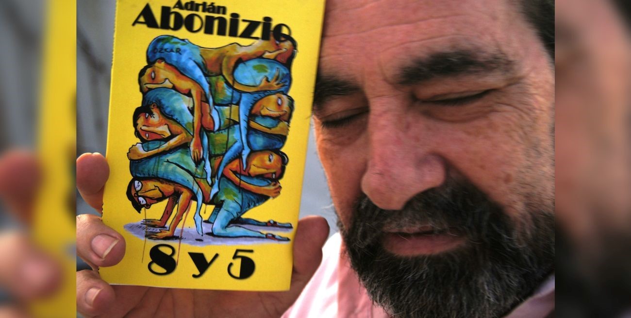 La máquina verborrágica de poemas de Abonizio se presenta con una colección infinita