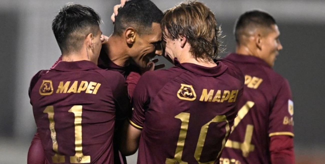 Lanús venció a Sol de Mayo y pasó a 16avos. de final