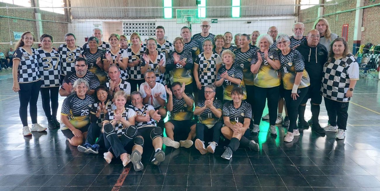 Furor por un deporte entre adultos mayores en una ciudad santafesina