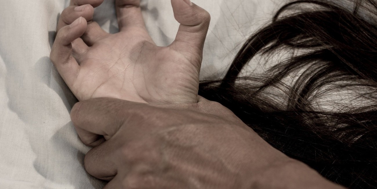 Piden que vaya a juicio un hombre acusado de prostituir a su pareja menor de edad