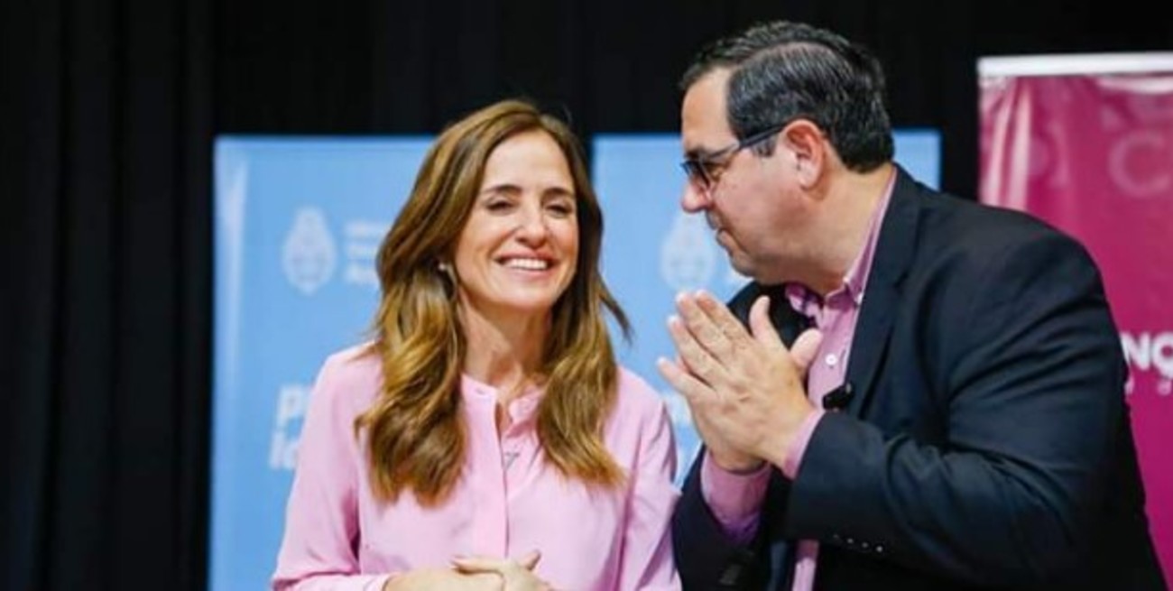 Tolosa Paz firmó convenios de aportes institucionales en Vera