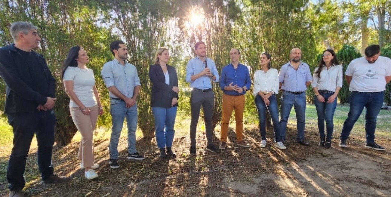 Pullaro recorrió el norte santafesino, con ejes en educación, seguridad y producción