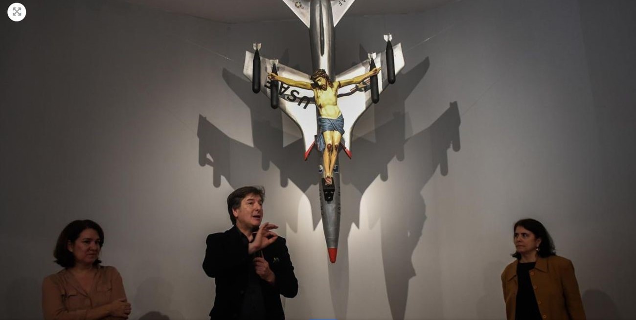 Un descenso a los horrores de la humanidad: inauguran una muestra antológica de León Ferrari
