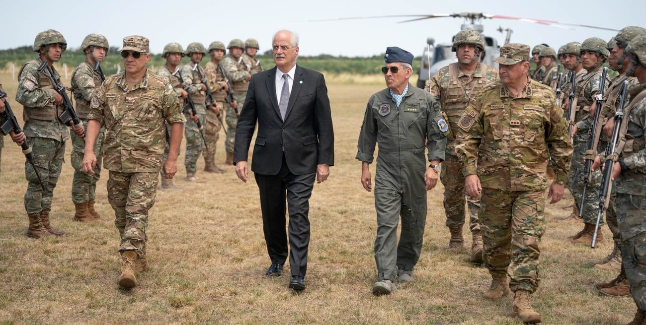 Crisis militar: ante la ola de bajas, la Fuerza Aérea comenzará a cobrarle un reintegro a los pilotos que renuncien