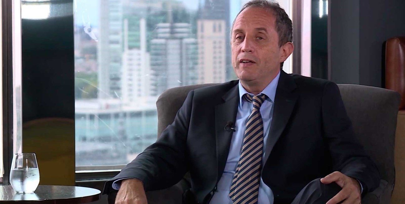 Hackearon el WhatsApp a Ernesto Tenembaum y pidieron dinero a sus contactos