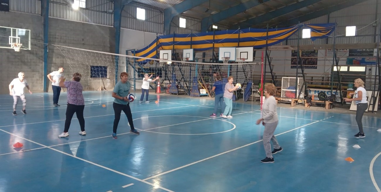 Venado Tuerto es la primera ciudad del sur de Santa Fe que brinda un taller de Newcom para adultos