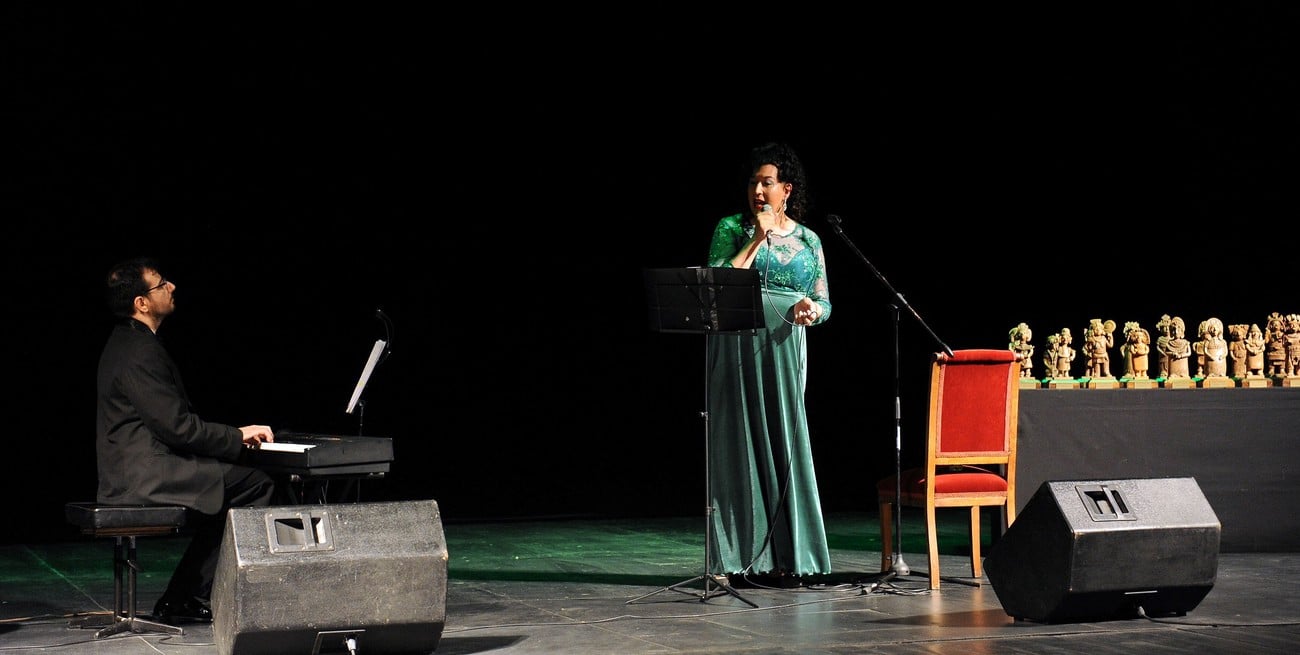 La historia de Shéndell, primera mujer trans que lidera una lista del Concejo de Santa Fe