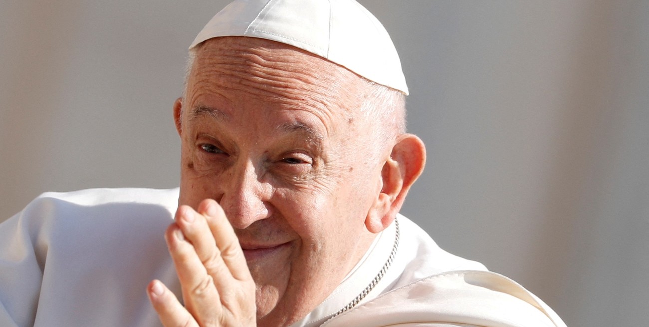 Primer tuit del Papa Francisco desde el Gemelli: agradeció oraciones y mensajes